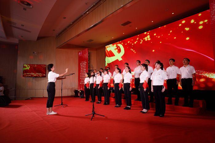4、《没有共产党就没有新中国》山东分公司